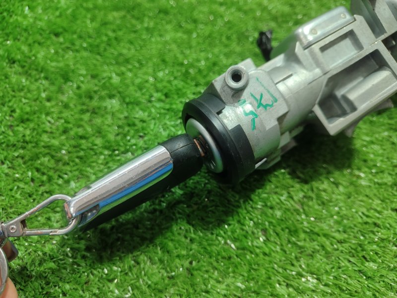 Замок зажигания Ford FOCUS 2