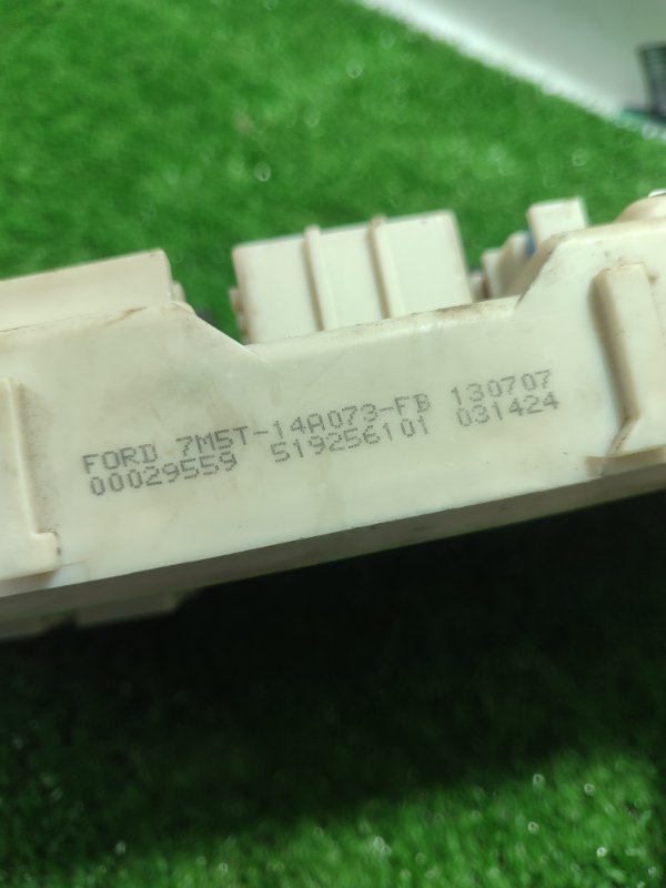 Блок предохранителей Ford FOCUS 2