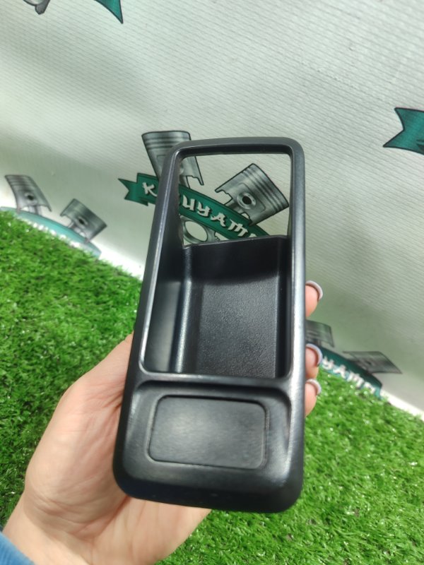 Накладка двери Ford FOCUS 2