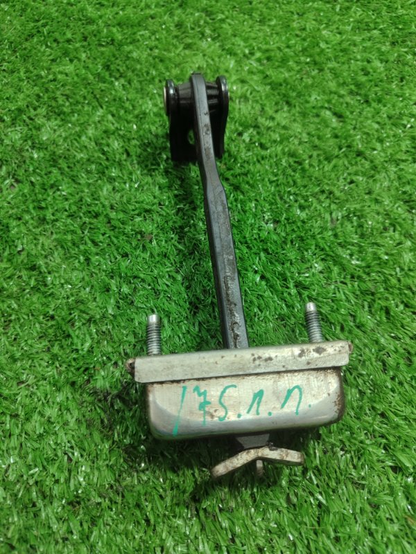 Ограничитель двери Ford FOCUS 2