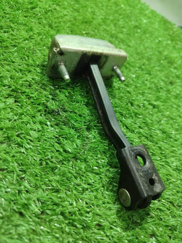 Ограничитель двери Ford FOCUS 2