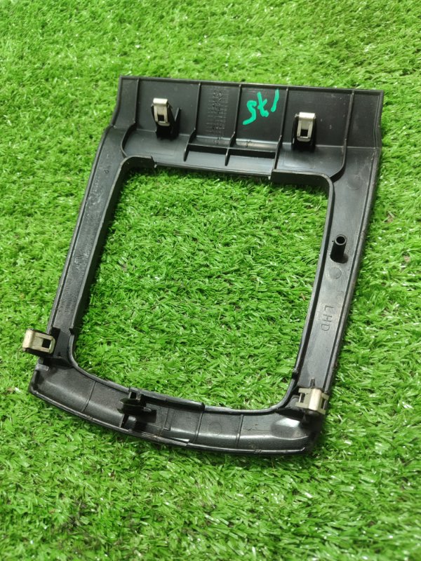 Накладка в салоне Ford FOCUS 2