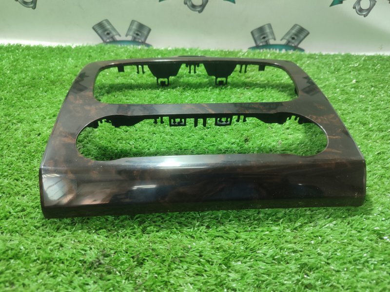 Рамка магнитолы Ford FOCUS 2