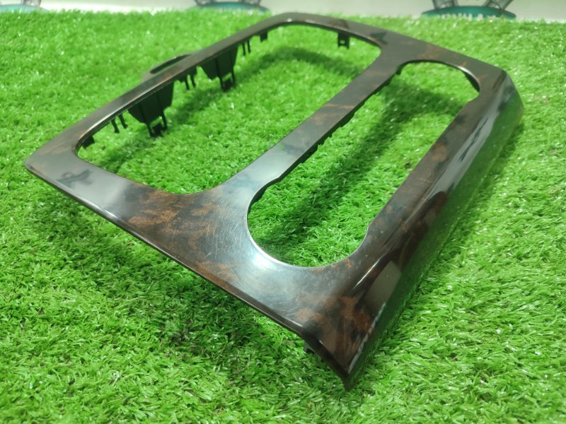 Рамка магнитолы Ford FOCUS 2