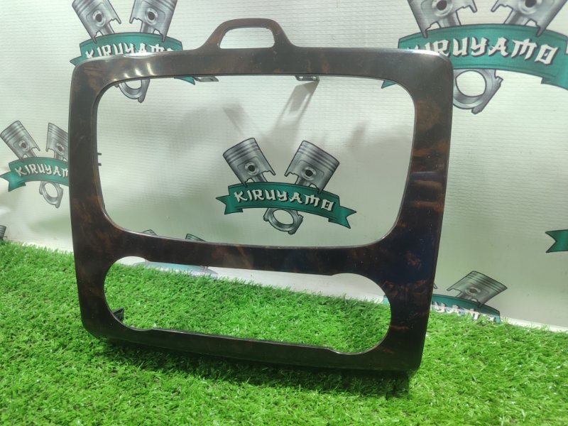 Рамка магнитолы Ford FOCUS 2