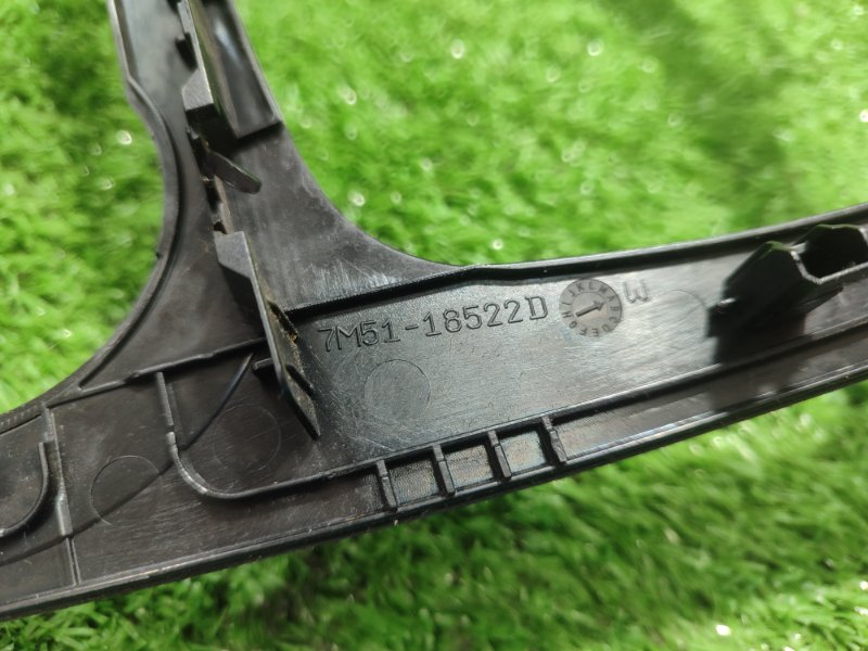 Рамка магнитолы Ford FOCUS 2