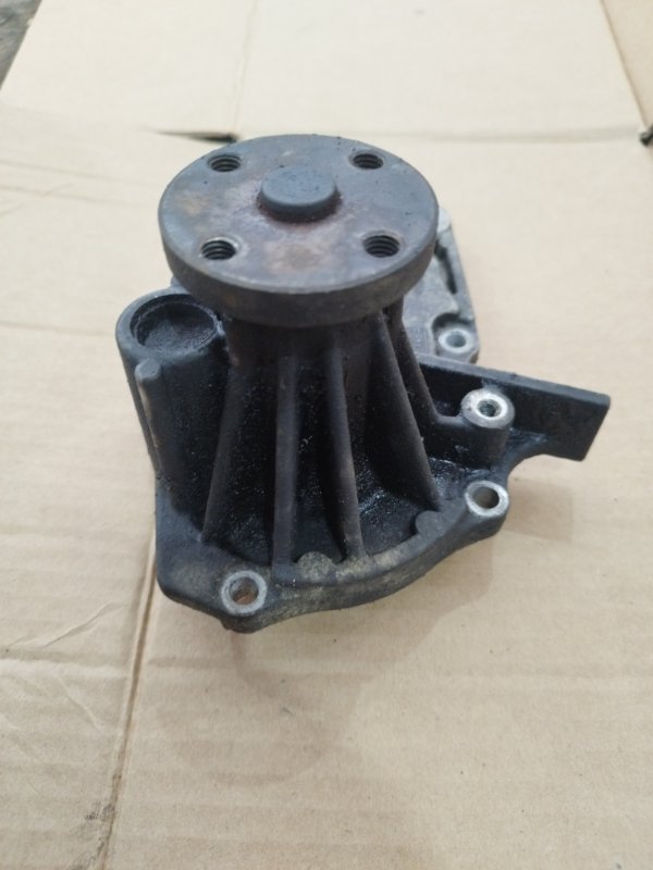 Помпа Ford FOCUS 2