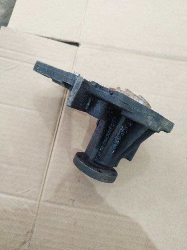 Помпа Ford FOCUS 2