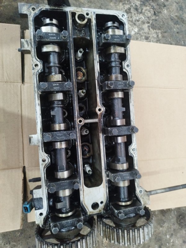 Головка блока цилиндров Ford FOCUS 2