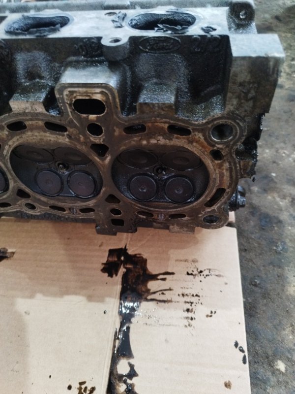 Головка блока цилиндров Ford FOCUS 2