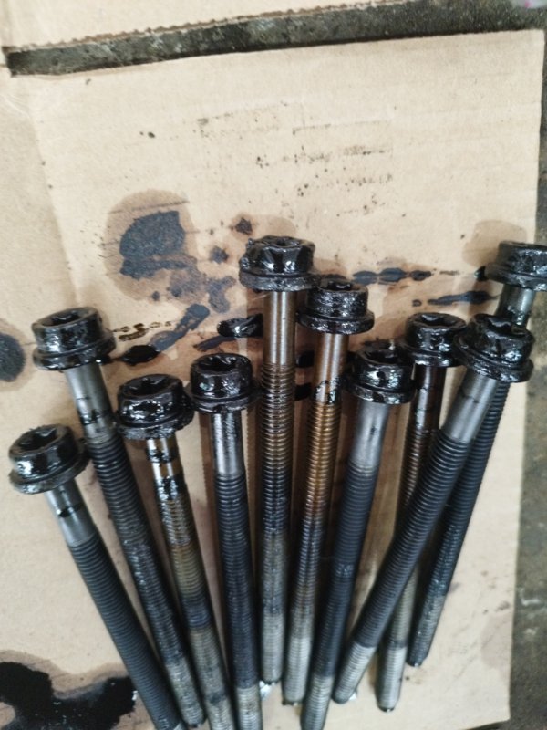 Болт головки блока цилиндров Ford FOCUS 2