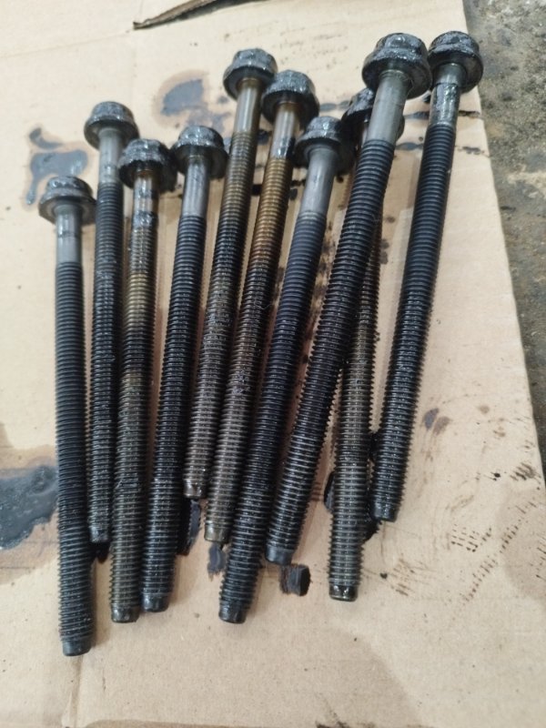 Болт головки блока цилиндров Ford FOCUS 2