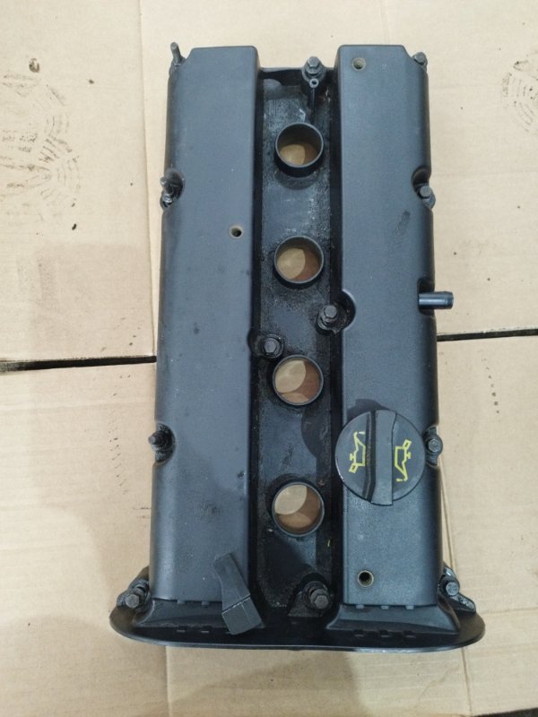 Крышка головки блока цилиндров Ford FOCUS 2