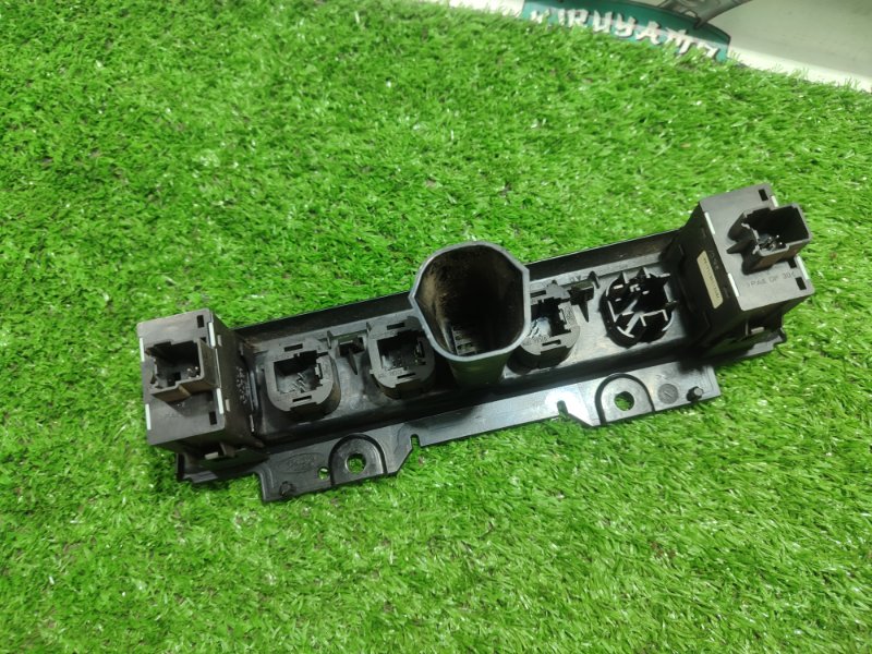 Блок управления подогревом сидений Ford FOCUS 2