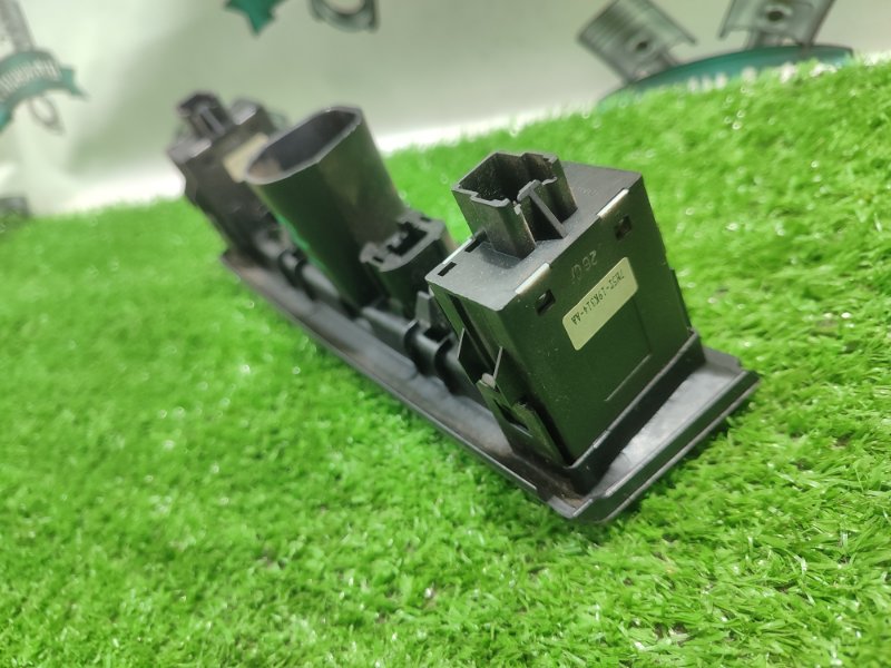 Блок управления подогревом сидений Ford FOCUS 2