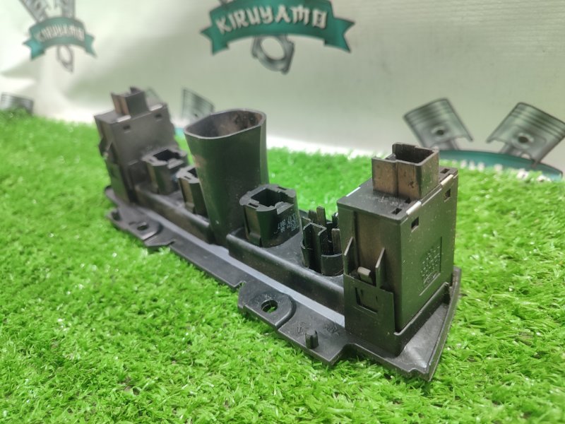 Блок управления подогревом сидений Ford FOCUS 2