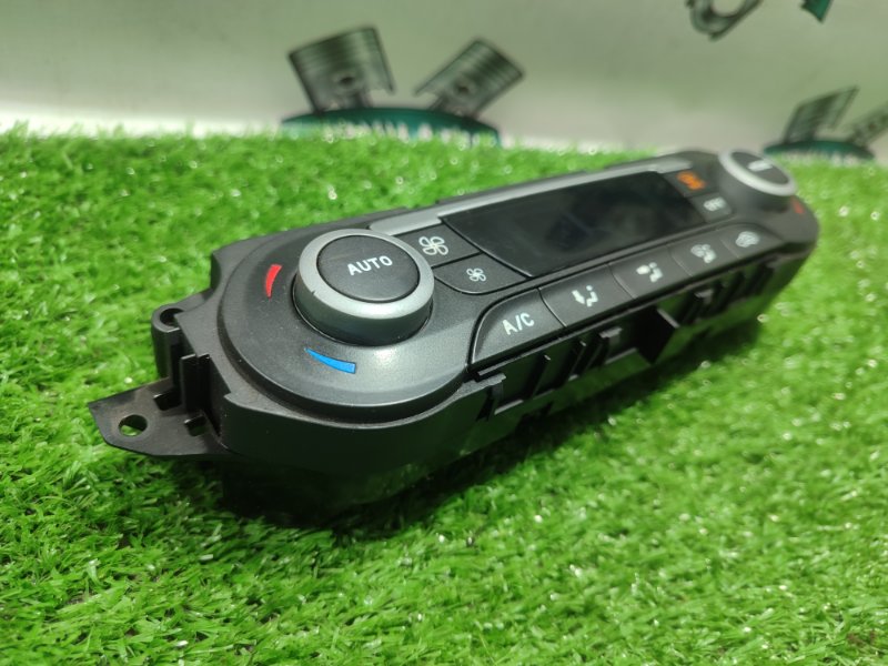Блок управления климат-контролем Ford FOCUS 2