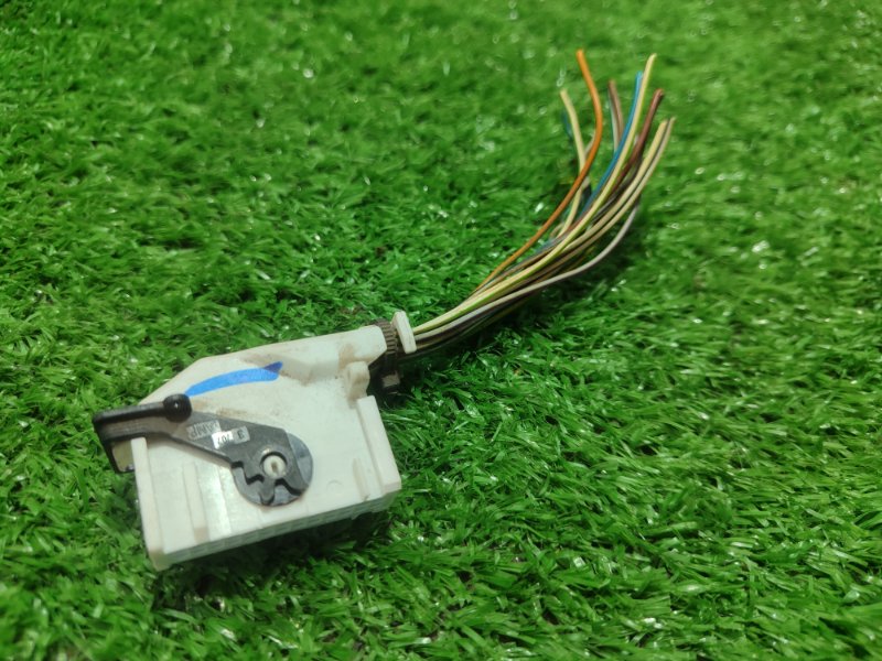 Фишка разъем Ford FOCUS 2