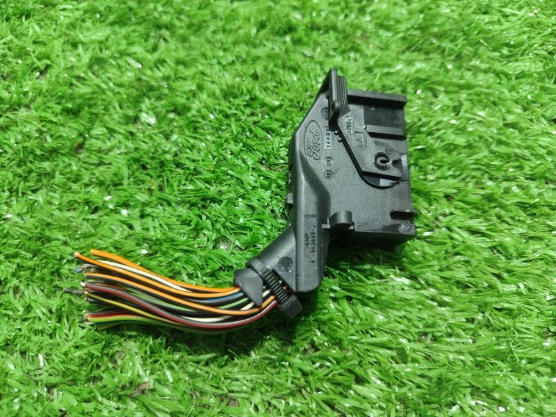 Фишка разъем Ford FOCUS 2