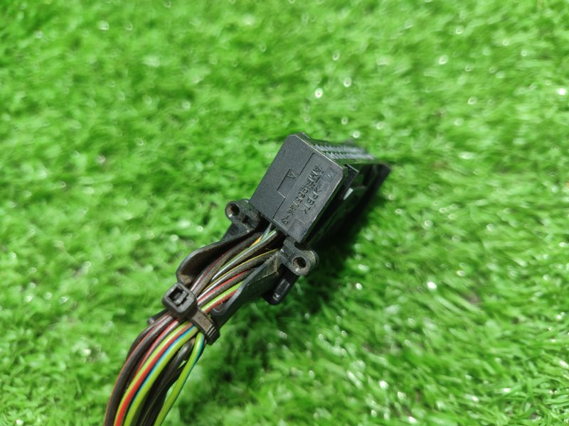 Фишка разъем Ford FOCUS 2