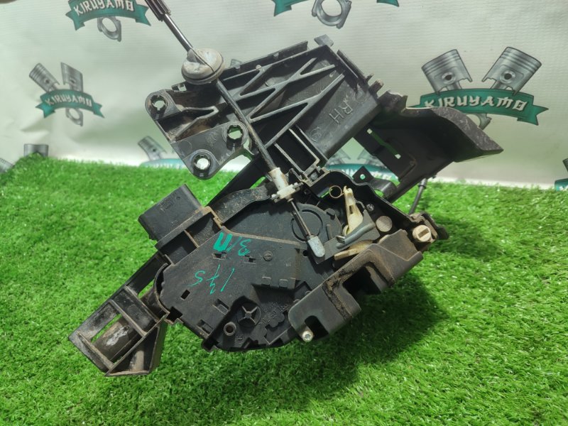 Замок боковой двери Ford FOCUS 2