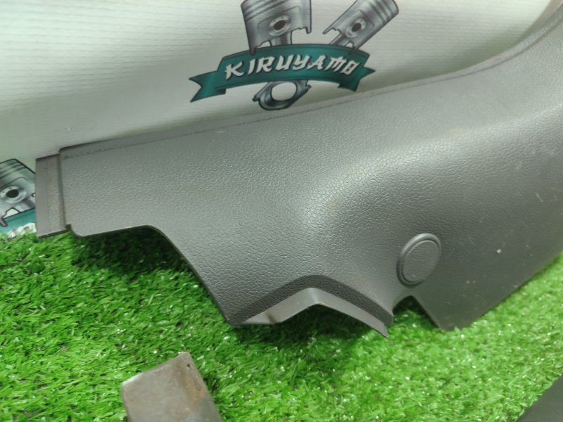 Накладка на порог салона Ford FOCUS 2