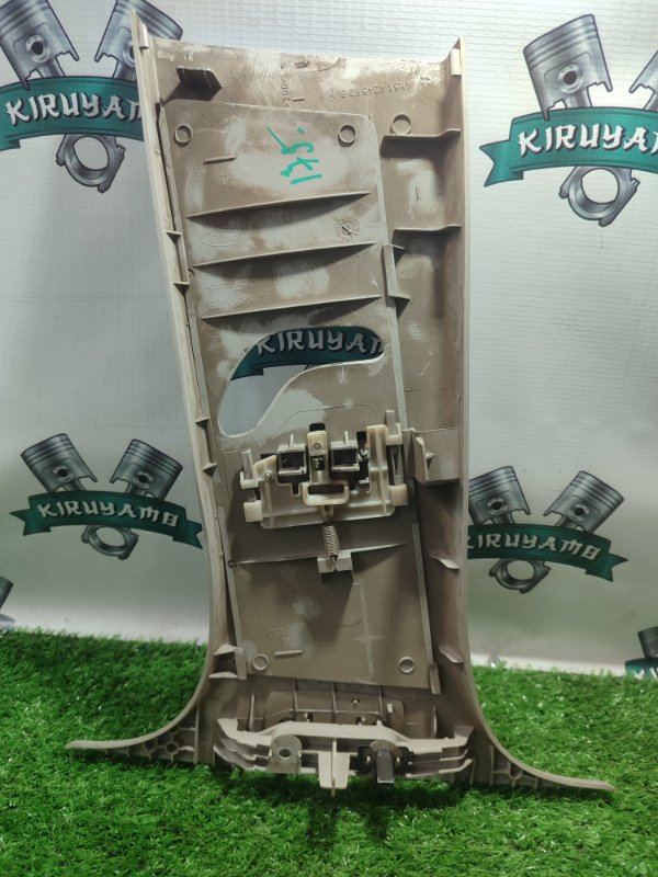 Обшивка салона Ford FOCUS 2