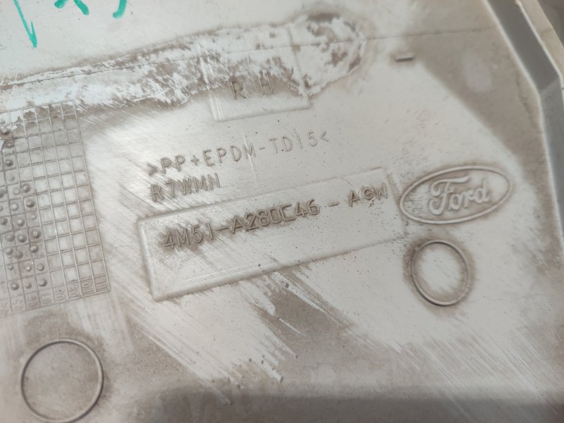 Обшивка салона Ford FOCUS 2