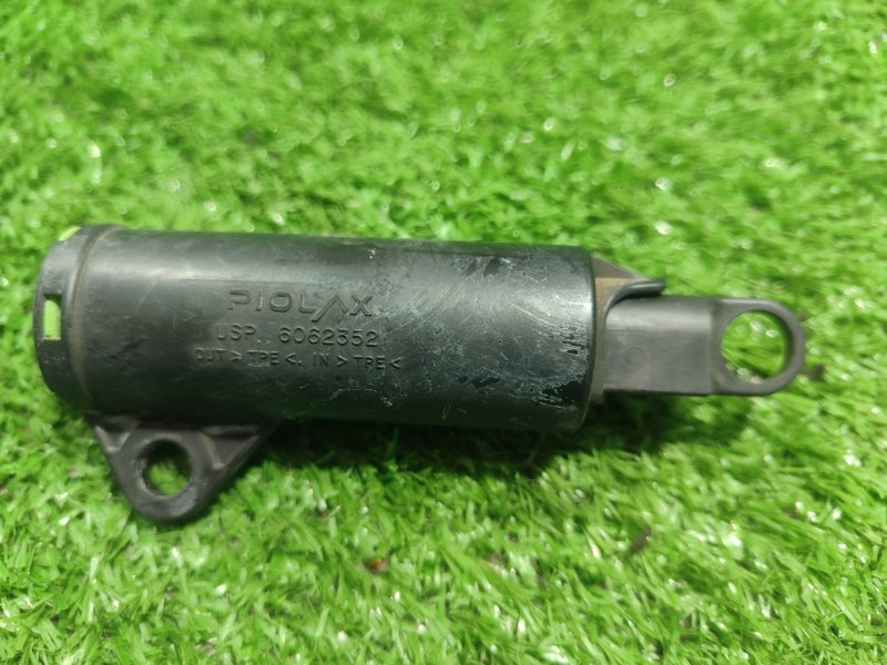 Демпфер бардачка Ford FOCUS 2