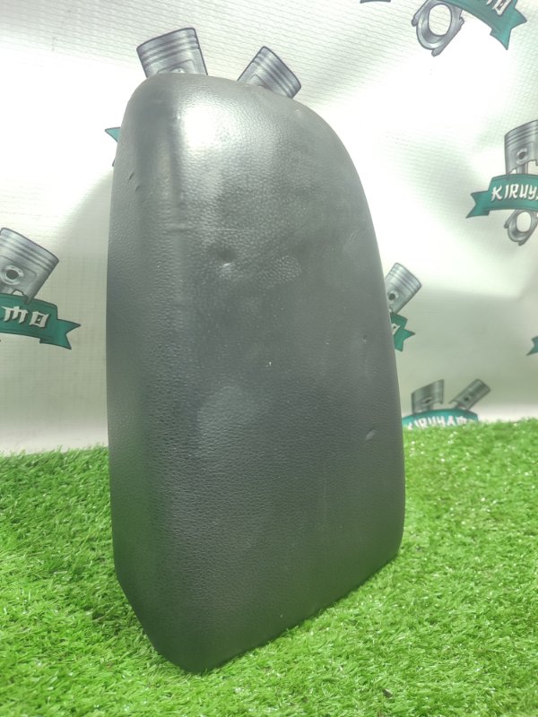 Подлокотник Ford FOCUS 2