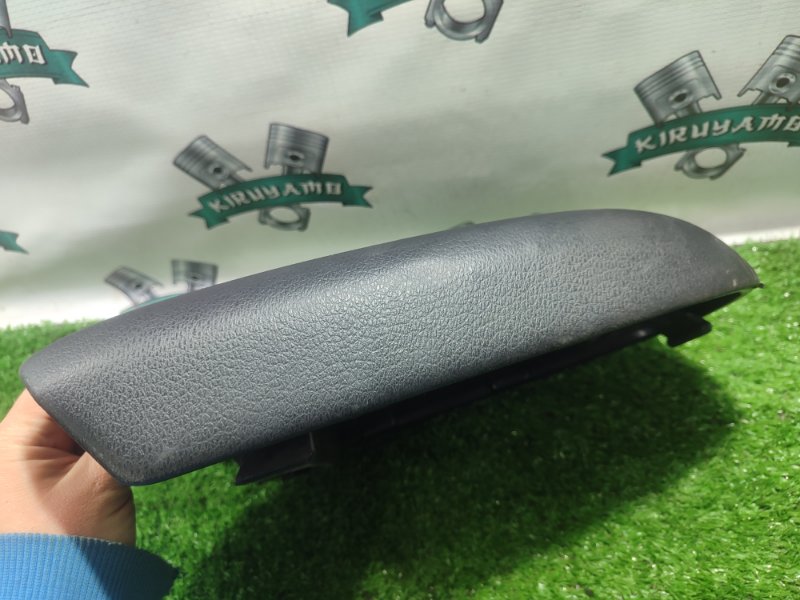 Подлокотник Ford FOCUS 2