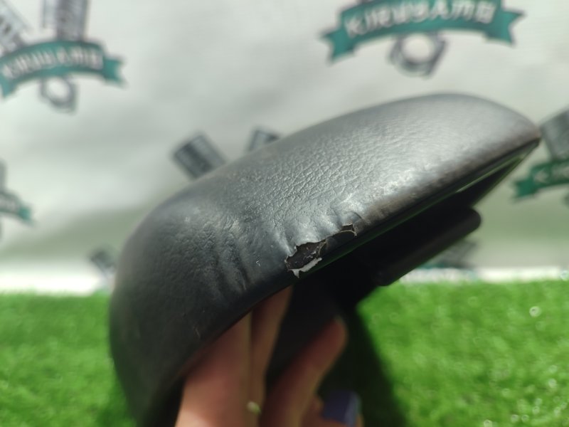 Подлокотник Ford FOCUS 2