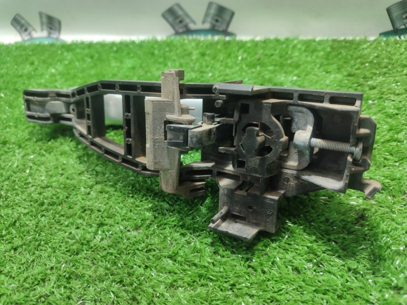 Ручка двери внешняя Ford FOCUS 2