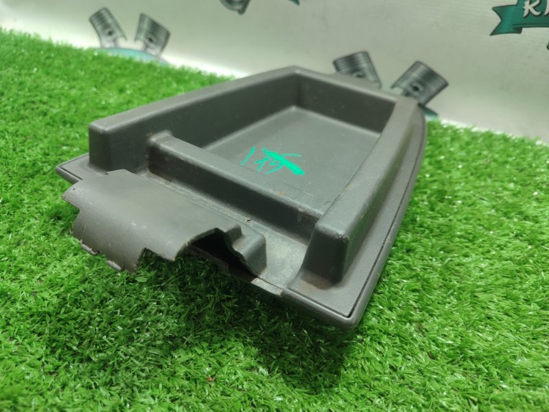 Подлокотник Ford FOCUS 2