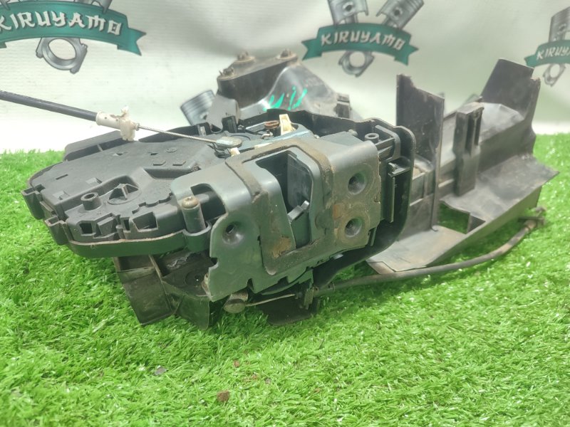 Замок боковой двери Ford FOCUS 2