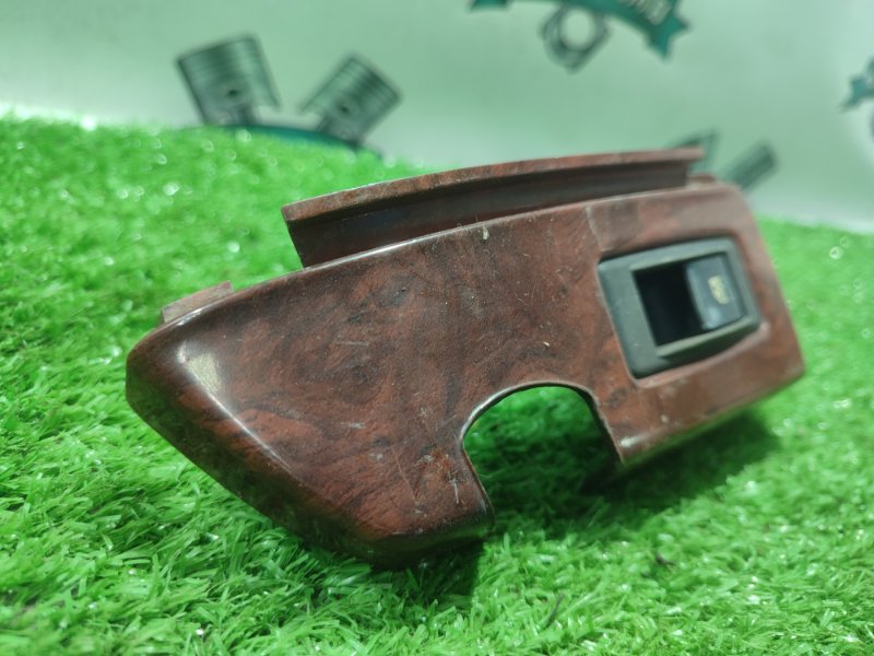 Кнопка стеклоподъемника газ 31105 2006 105