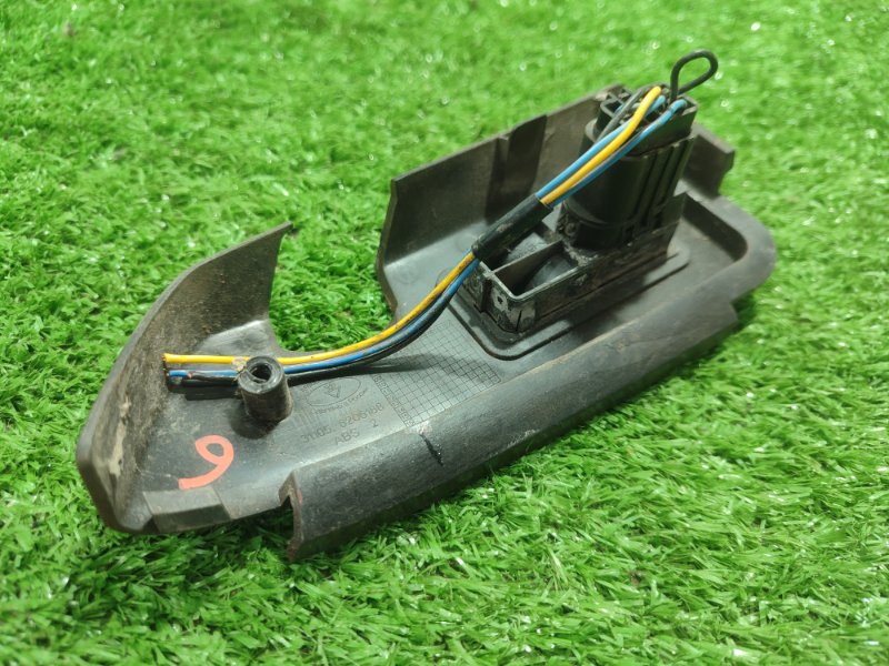 Кнопка стеклоподъемника газ 31105 2006 105