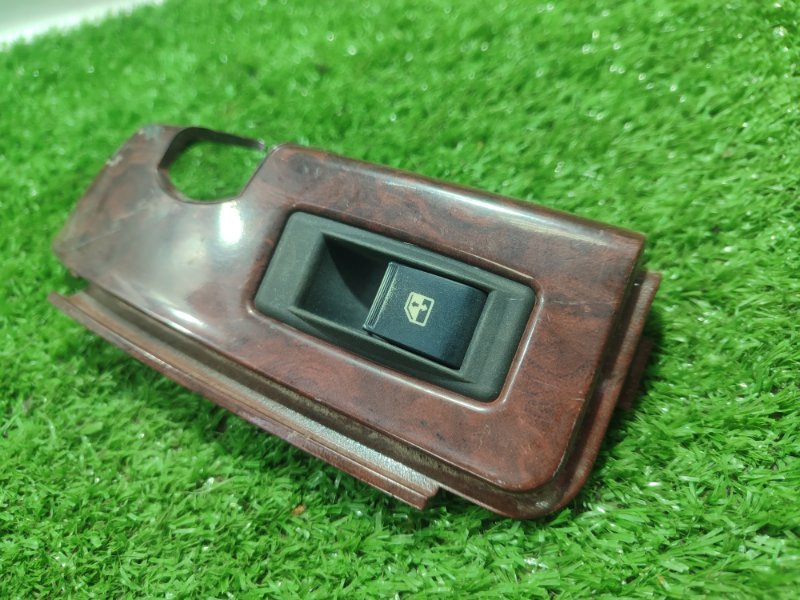 Кнопка стеклоподъемника газ 31105 2006 105