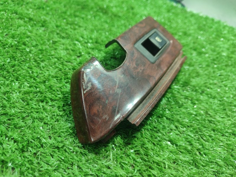 Кнопка стеклоподъемника газ 31105 2006 105