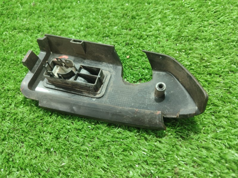 Кнопка стеклоподъемника газ 31105 2006 105