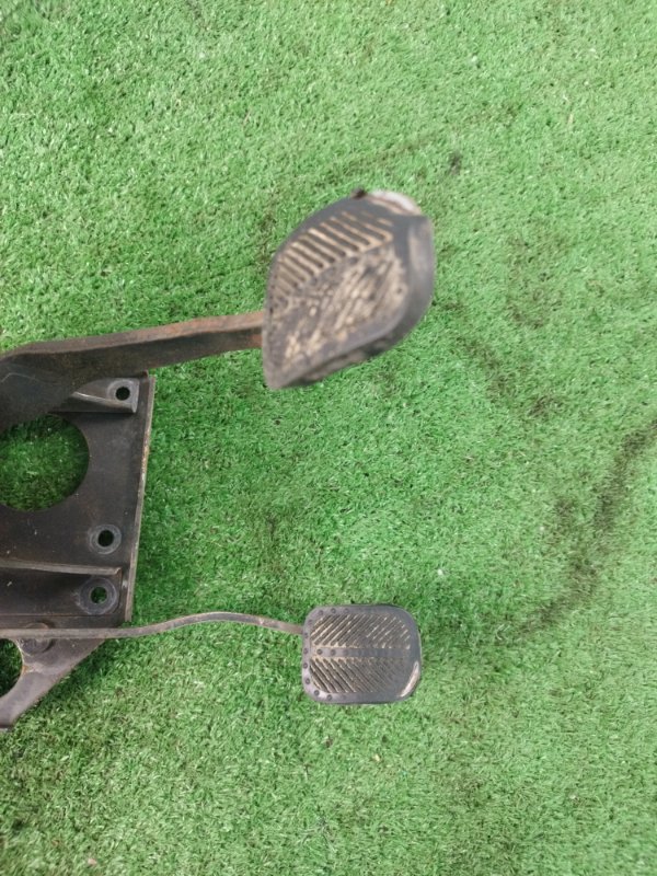 Блок педалей лада 21053 2105