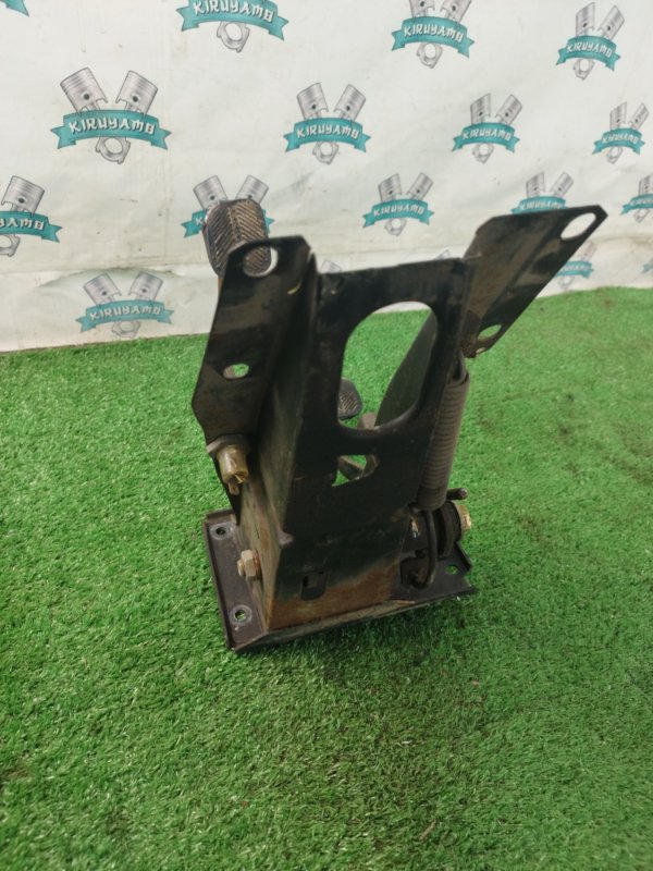 Блок педалей лада 21053 2105