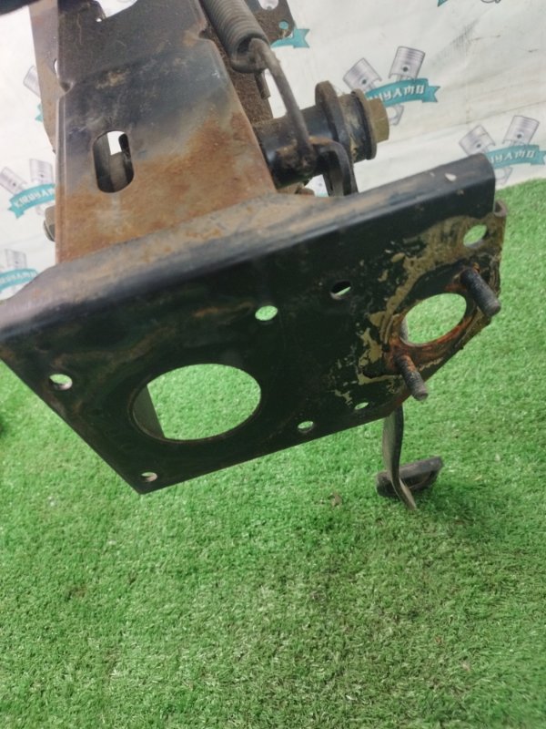 Блок педалей лада 21053 2105