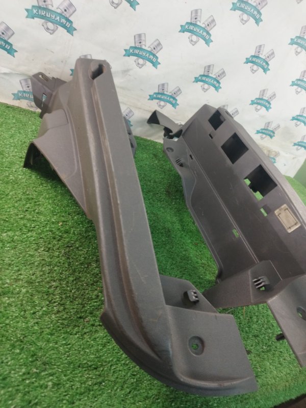 Полка багажника Ford FOCUS 2