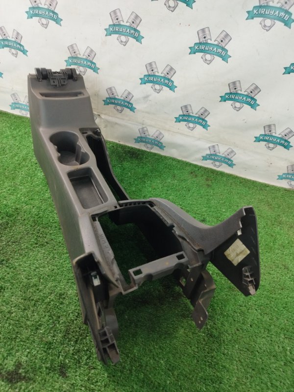 Консоль центральная Ford FOCUS 2