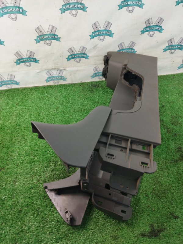 Консоль центральная Ford FOCUS 2