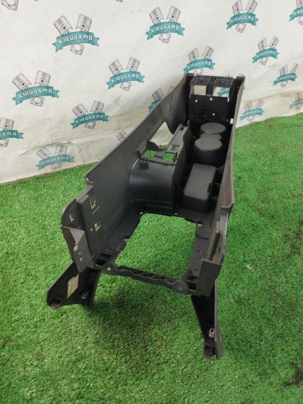 Консоль центральная Ford FOCUS 2