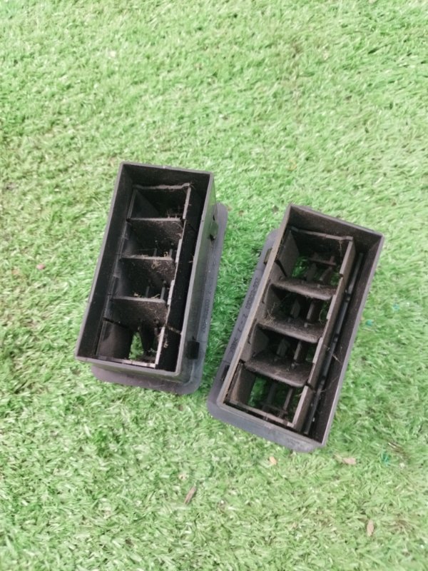 Дефлектор воздушный лада 21053 2105