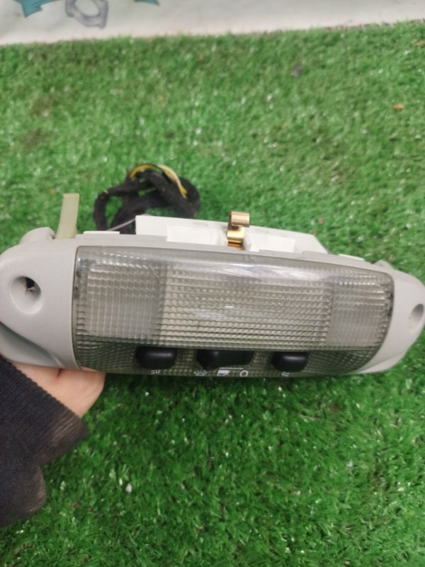 Плафон подсветки салона Ford FOCUS 2