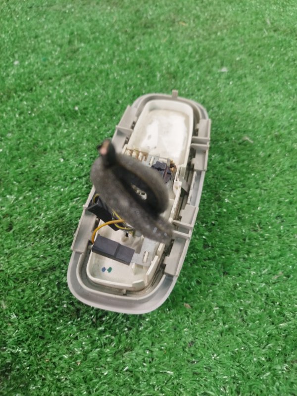 Плафон подсветки салона Ford FOCUS 2